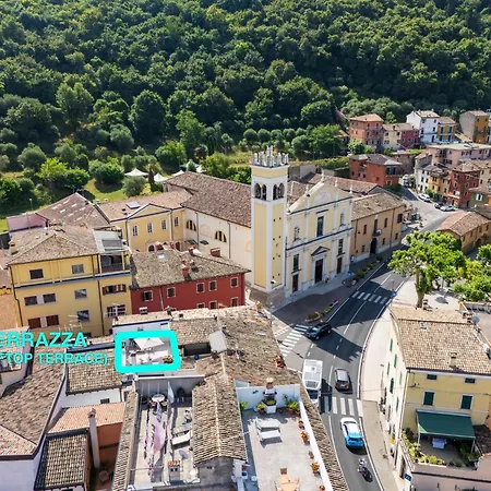 公寓 Del Borgo 加尔达