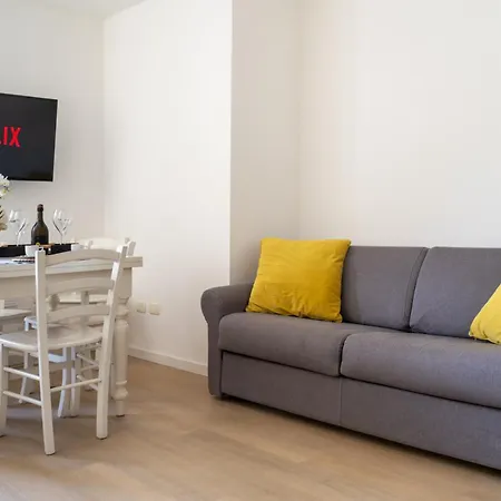 Del Borgo * 加尔达